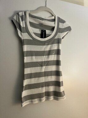 Express Size XS Sexy Basics Tee - NWT